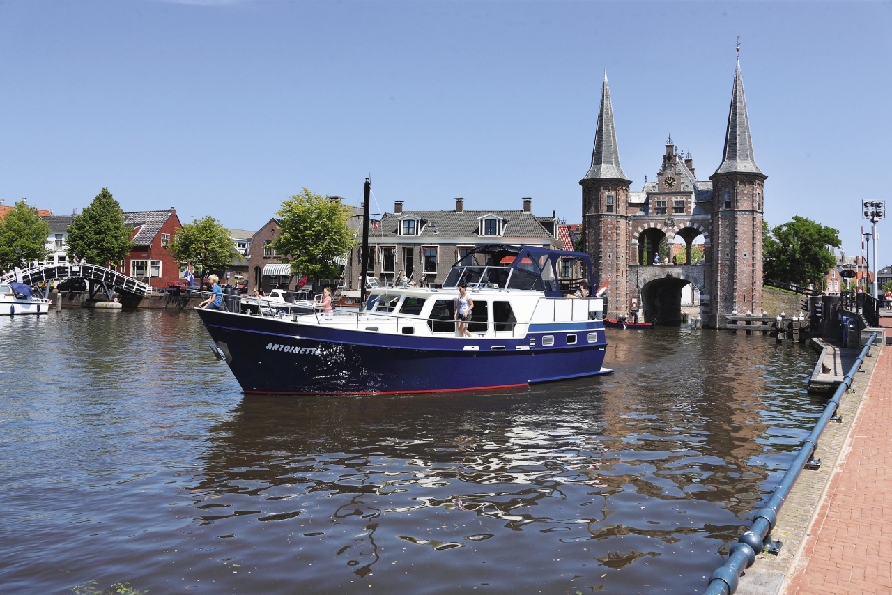 Yachtcharter Klompmaker -  Segeln in Sneek